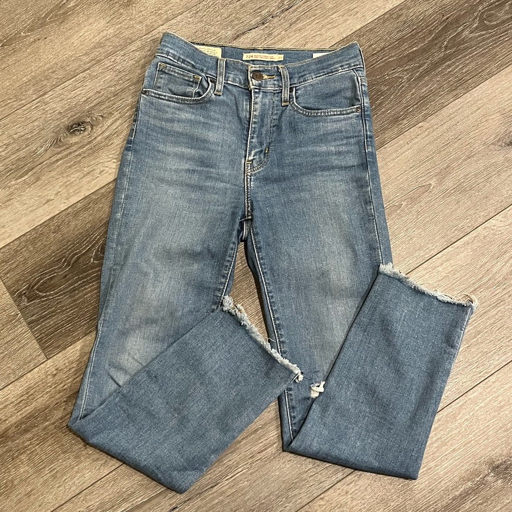 Levi’s Premium 724 High Rise Straight Crop Jeans